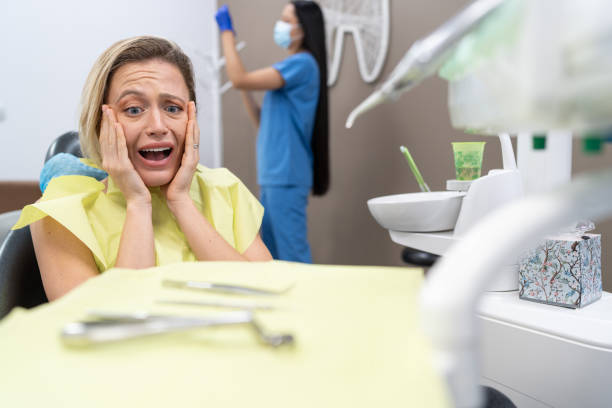 Best Weekend Emergency Dentist in Westlake Vlage, IL