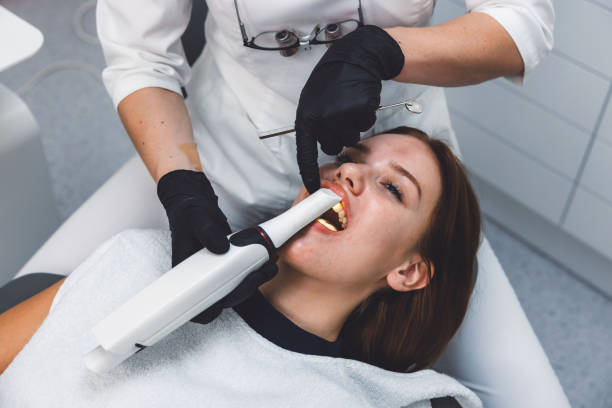 Best Orthodontic Emergency Dentist in Westlake Vlage, IL