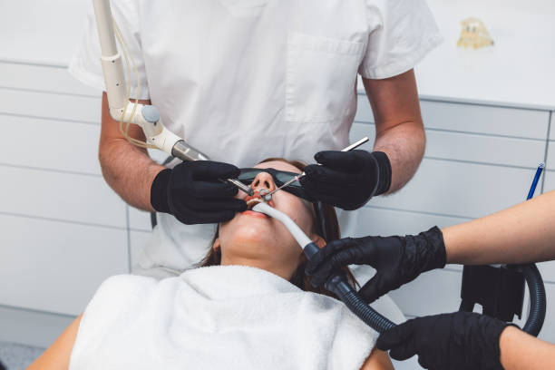 Best Broken or Cracked Tooth Emergency Dentist in Westlake Vlage, IL